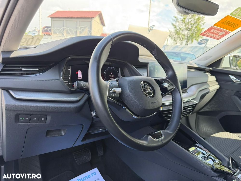 Skoda Octavia 2.0 TDI DSG Ambition - 11