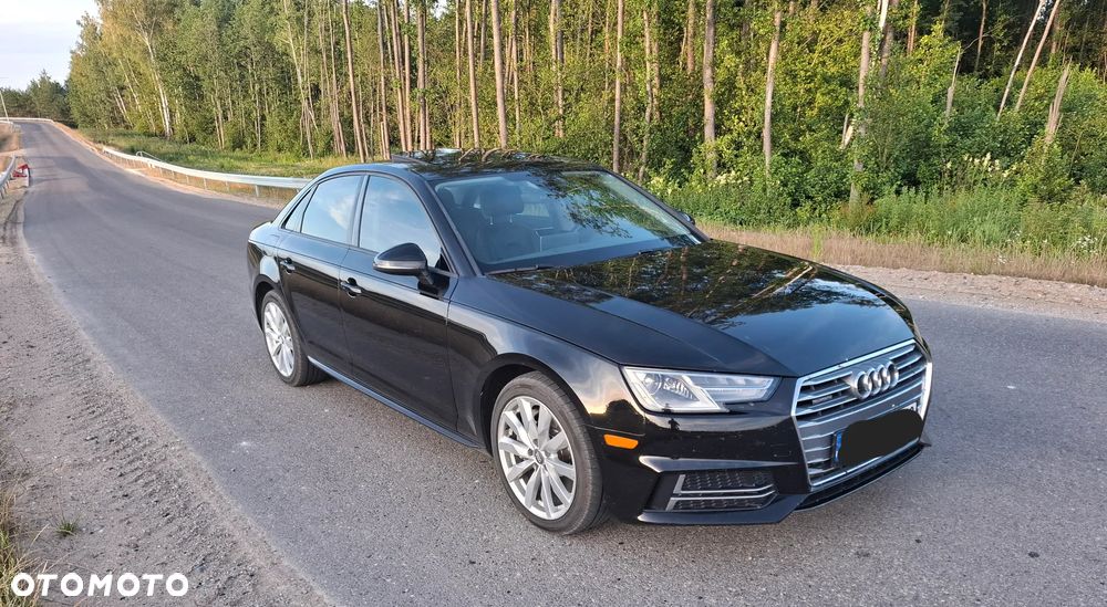 Audi A4 - 1