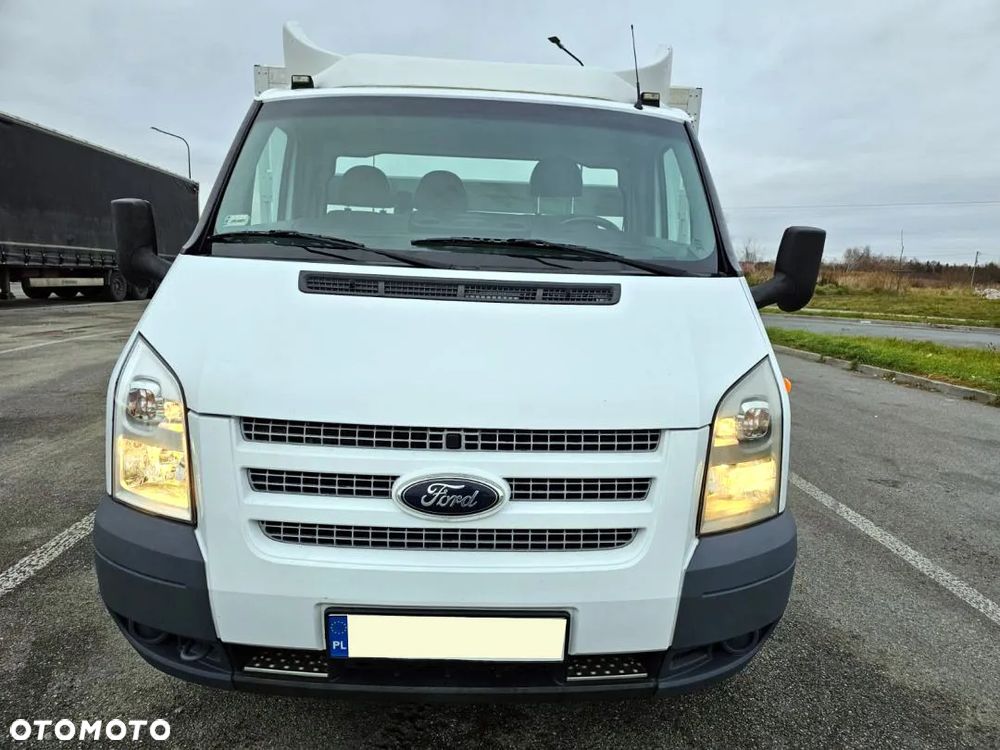 Ford Transit - 33