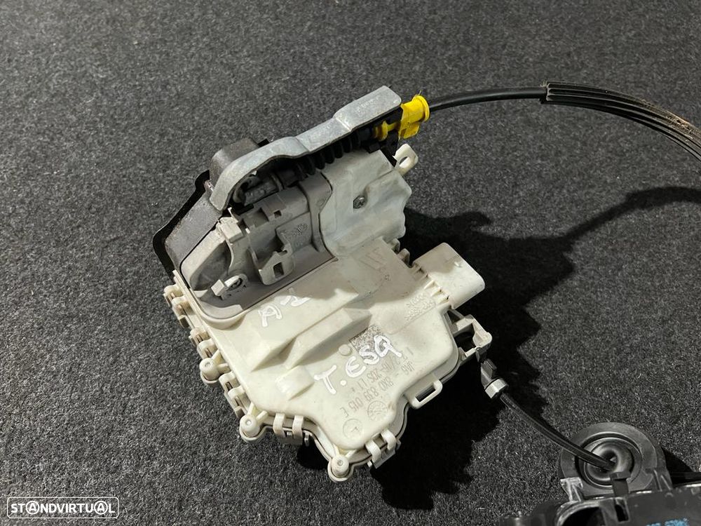 Fechadura traseira esquerda Audi A1 - 1