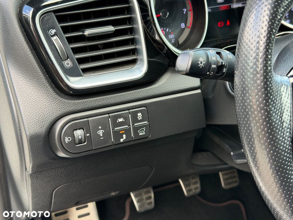 Kia ProCeed 1.6 T-GDI GT - 35