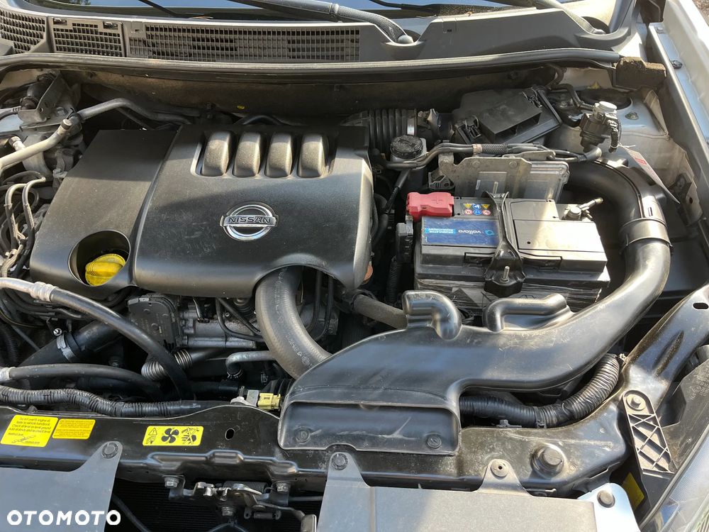 Nissan Qashqai 2.0 dCi DPF acenta - 16