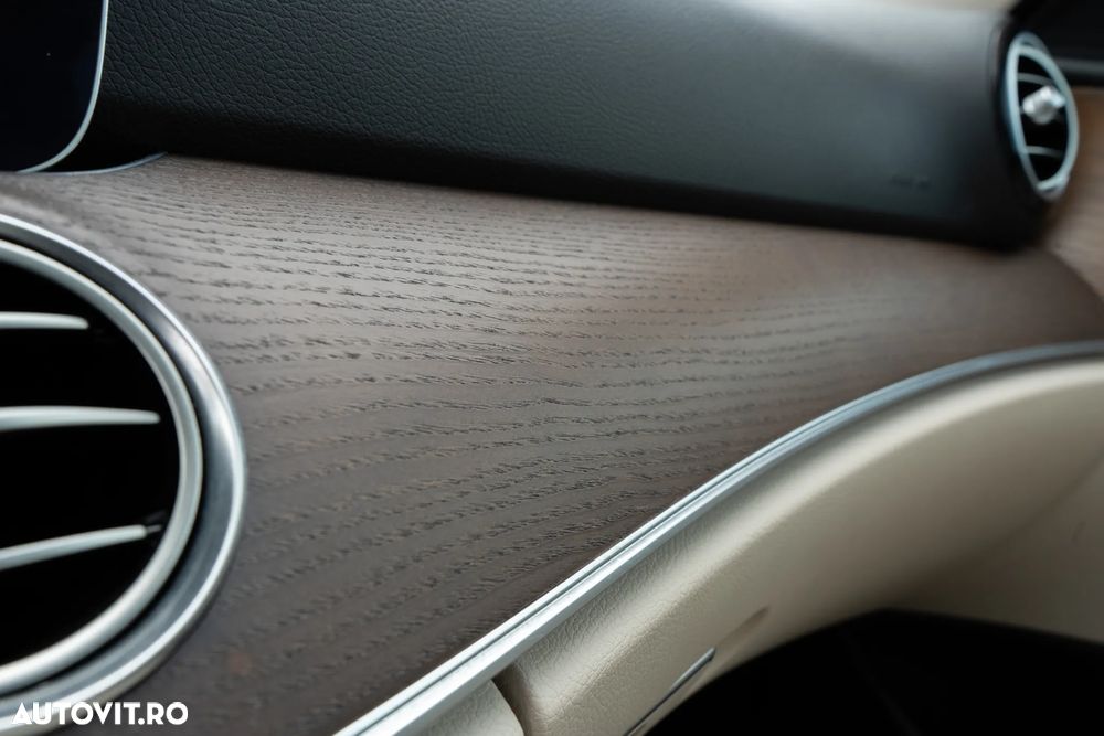 Mercedes-Benz E 400 d 4Matic 9G-TRONIC - 33