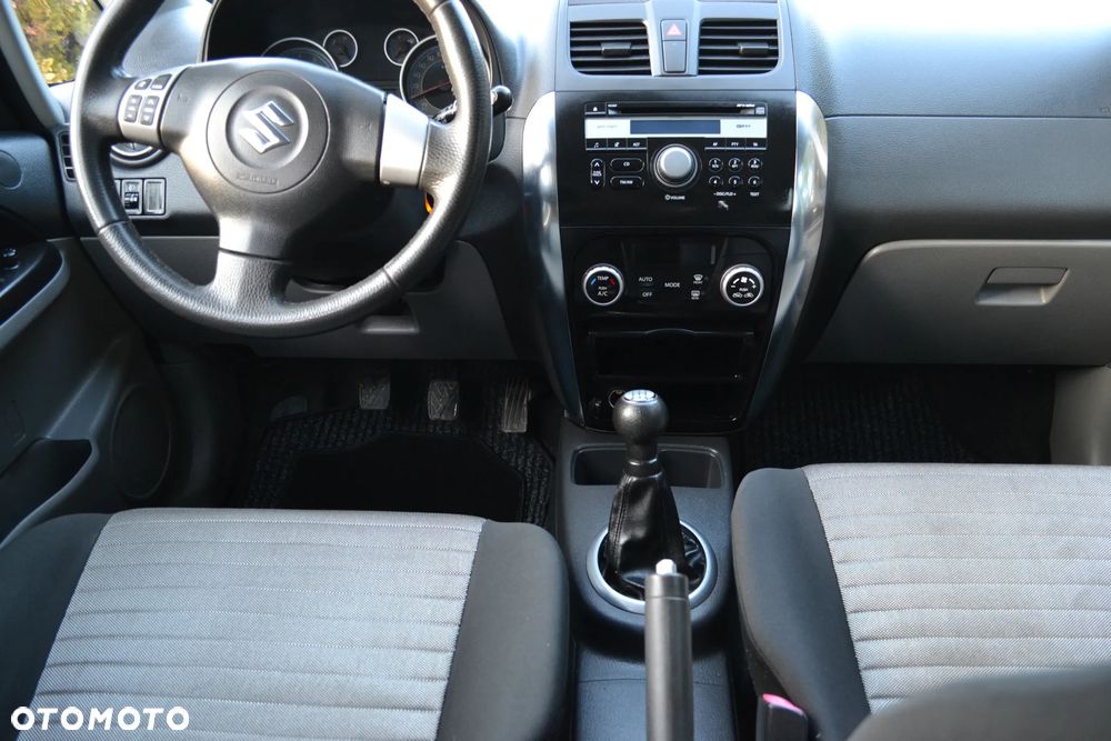 Suzuki SX4 1.6 Premium 4WD - 16