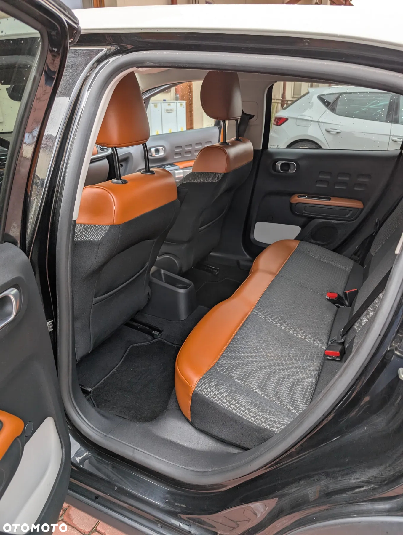 Citroën C3 1.2 PureTech Shine S&S - 13