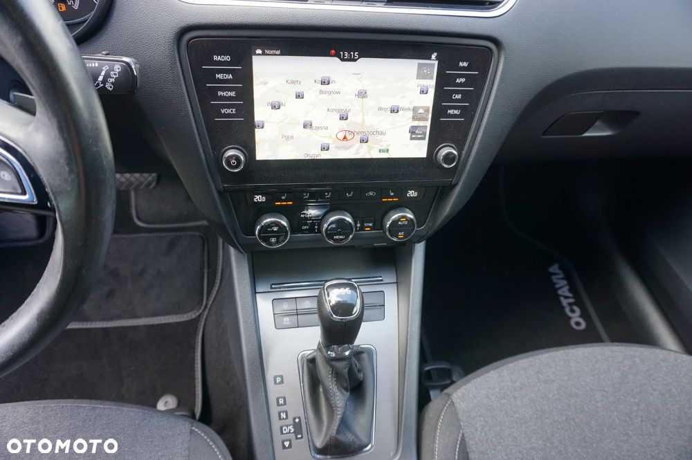 Skoda Octavia 2.0 TDI DSG Soleil - 35