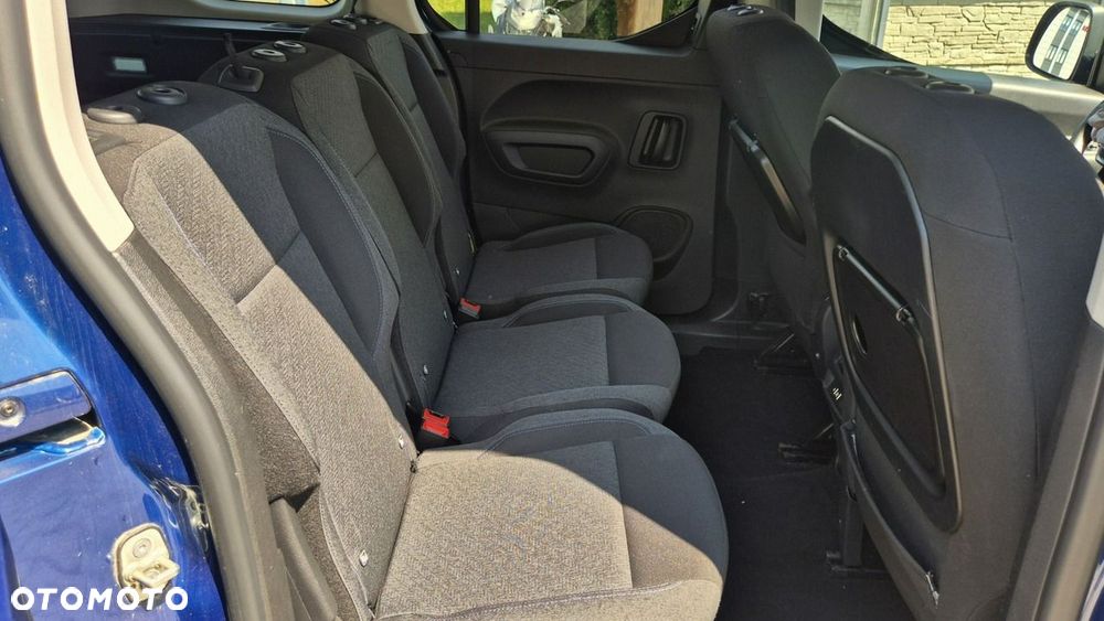 Peugeot Rifter 50kWh Allure - 16