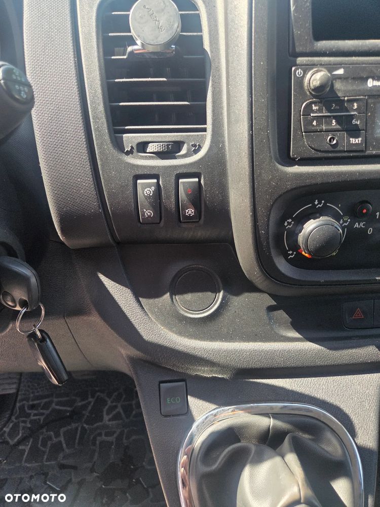 Opel Vivaro - 15