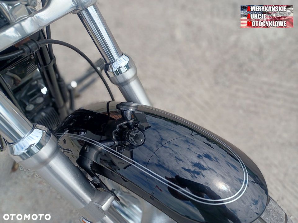 Harley-Davidson Sportster Custom 1200C - 22