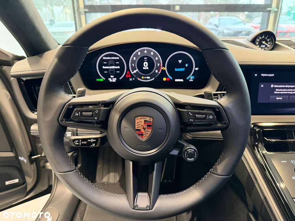 Porsche Panamera GTS - 18