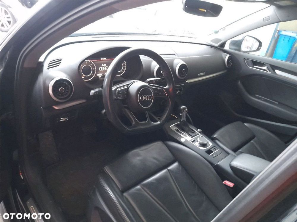 Audi A3 Sportback 2.0 TDI Ambiente S tronic - 3