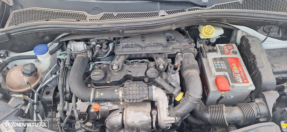 Peugeot 208 - 9