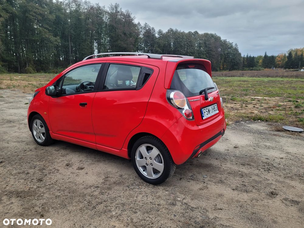 Chevrolet Spark 2011 photo 5