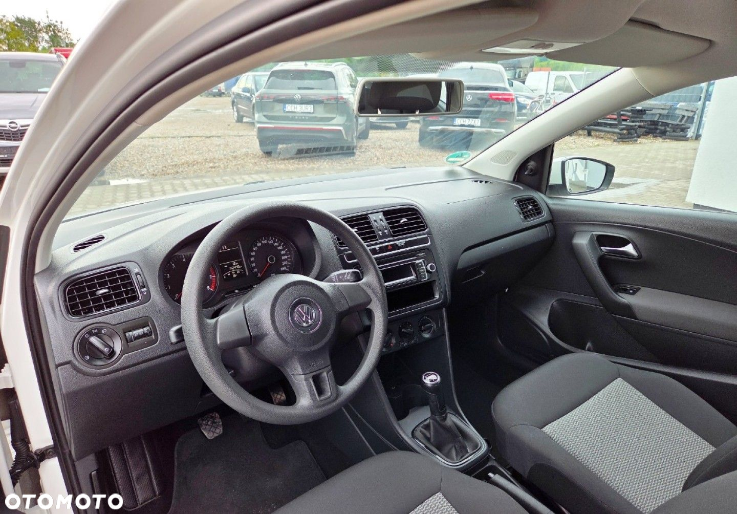 Volkswagen Polo - 6