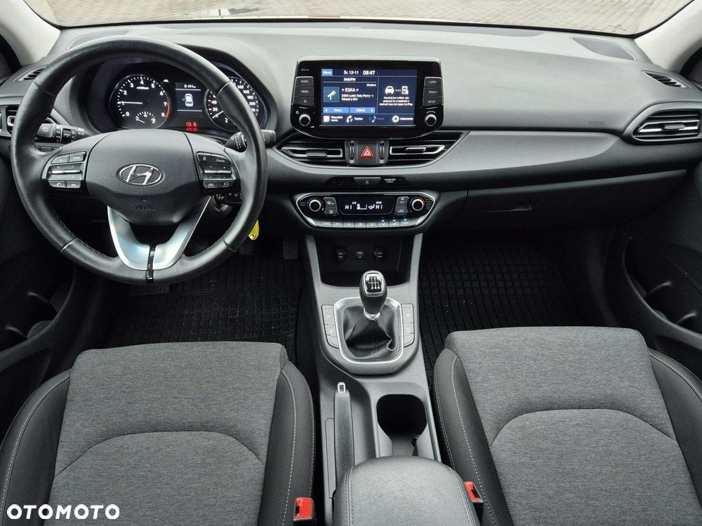 Hyundai i30 1.5 T-GDI 48V Smart - 30