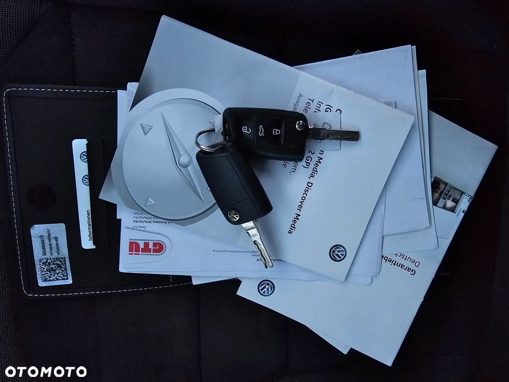 Volkswagen Golf 1.6 TDI BMT Highline - 17