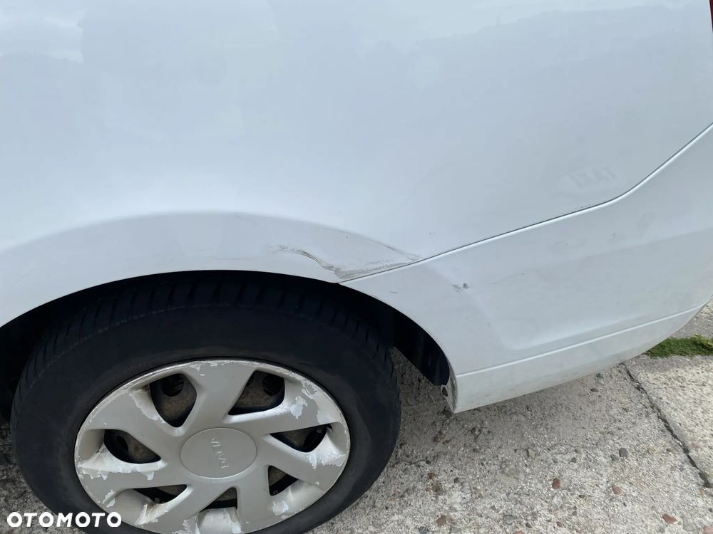 Dacia Logan 1.0 SCe Access - 17