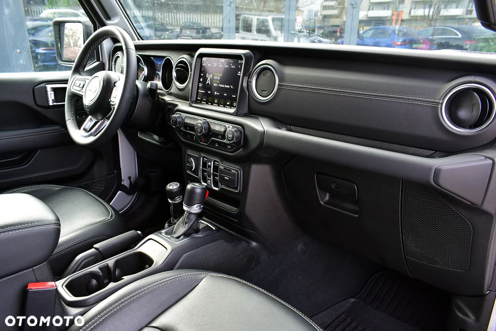 Jeep Wrangler 2.0 4xe Plug-In Hybrid Hardtop Sahara - 9