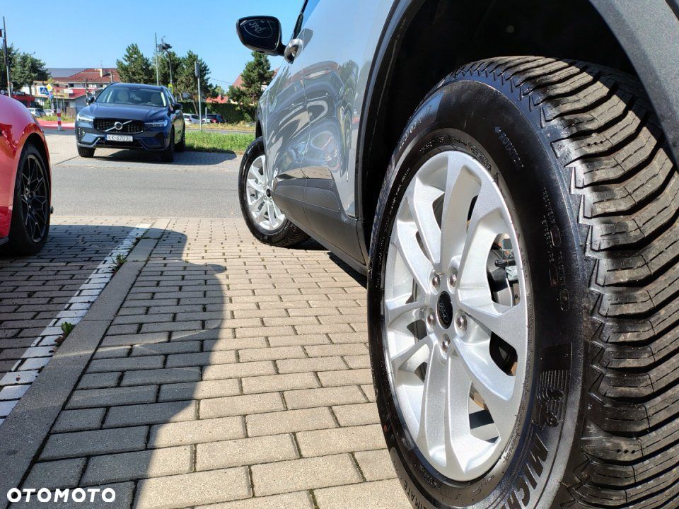 Ford Kuga - 27