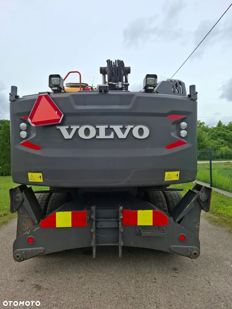 Volvo Ew180E - 8