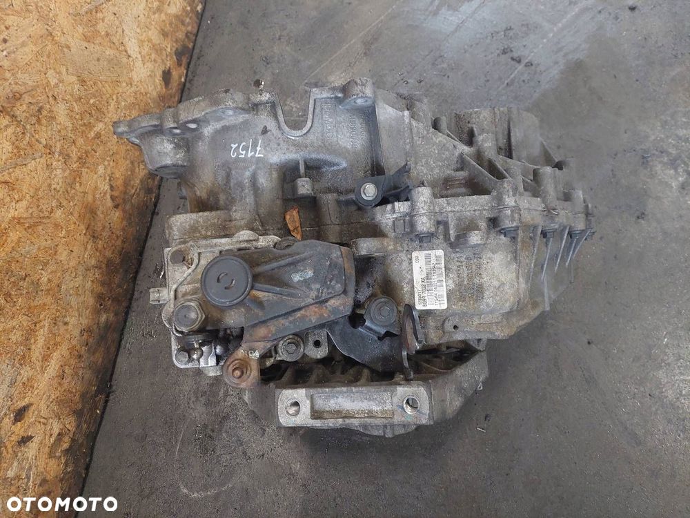 SKRZYNIA BIEGÓW VOLVO S60 II 2.0 D3 MANUAL 6 BIEGÓW BG9R7002KA - 6