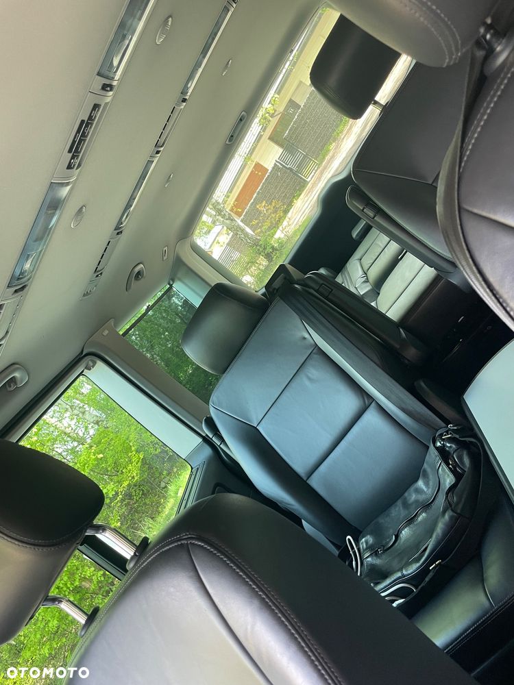 Volkswagen Multivan - 6