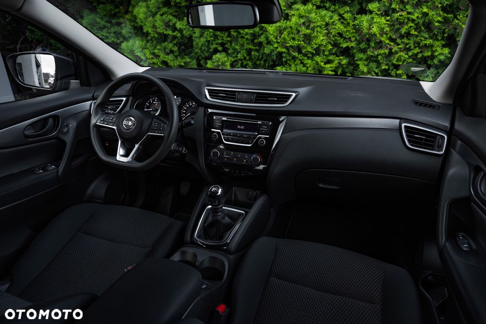Nissan Qashqai 1.2 DIG-T N-Vision - 21