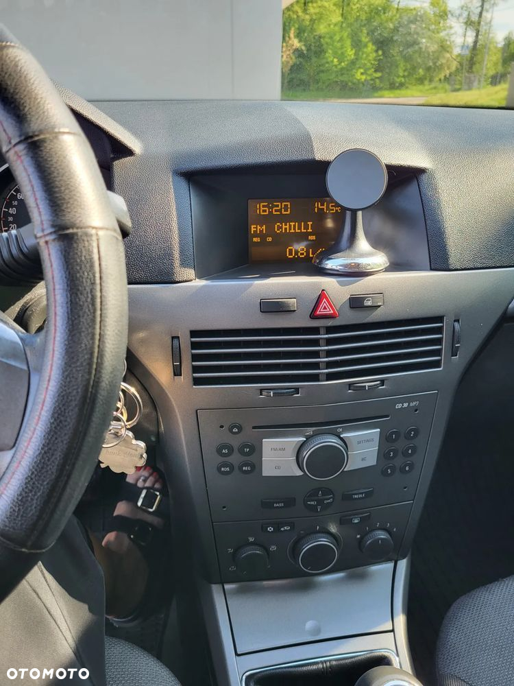 Opel Astra 1.4 Enjoy - 12
