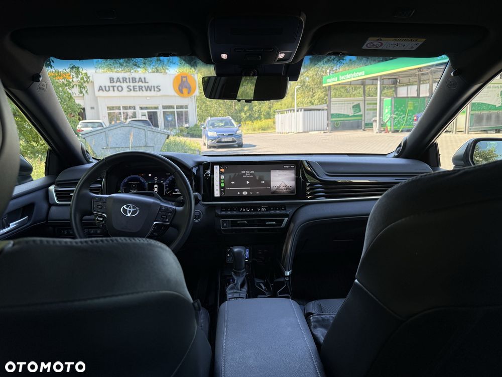Toyota Camry - 7