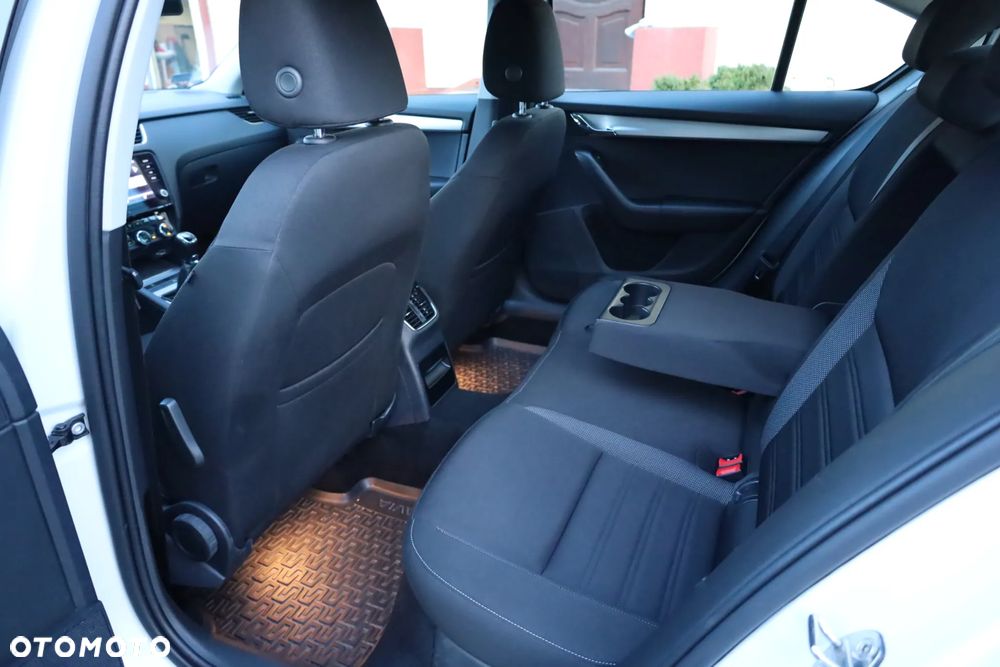 Skoda Octavia 1.5 TSI GPF ACT Ambition - 17