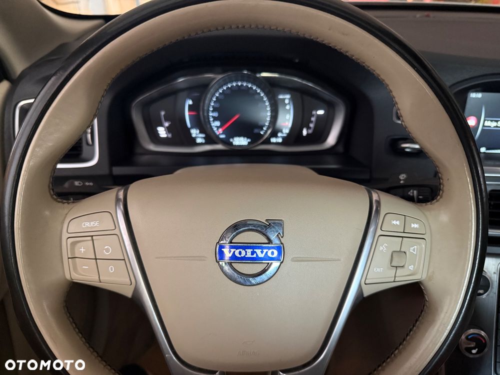 Volvo S60 2.5 T5 AWD - 11