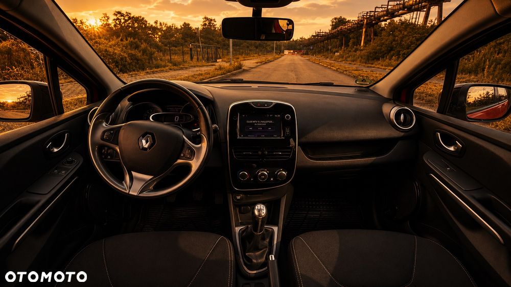 Renault Clio 1.2 16V 75 LIMITED - 7