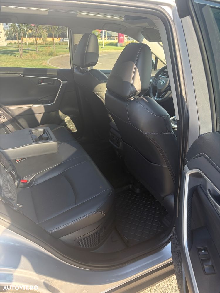 Toyota RAV4 2.5 VVT-iE 4x4 Luxury Premium - 8