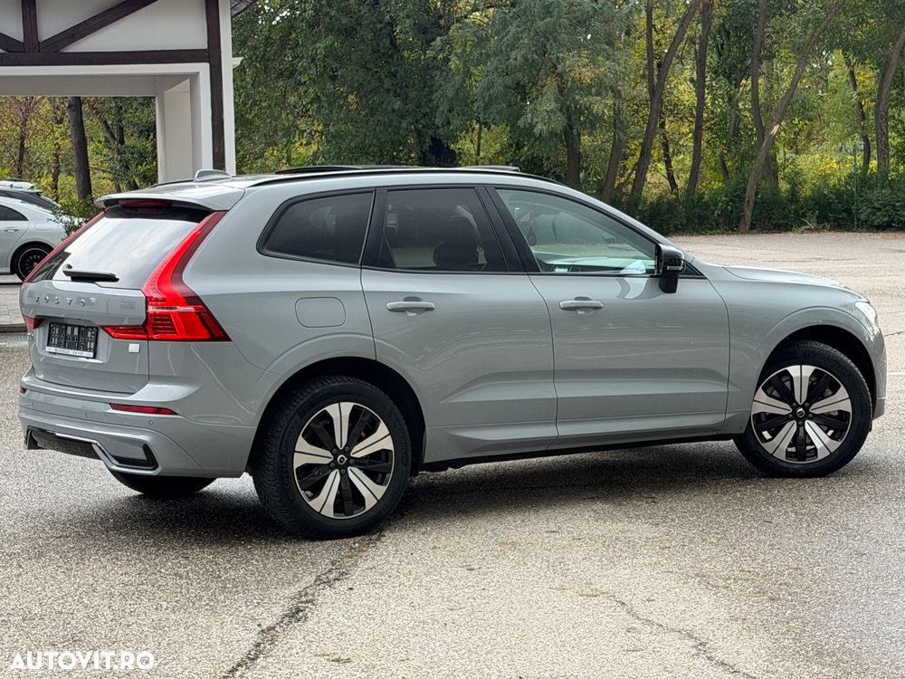 Volvo XC 60 T6 AWD Recharge Plus Dark - 16