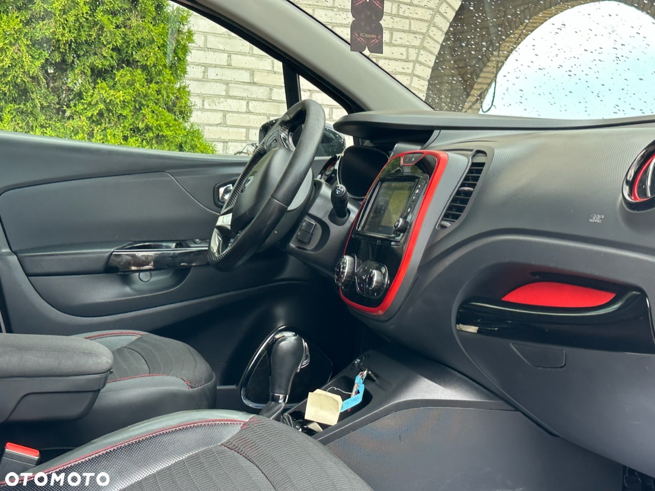 Renault Captur 1.2 TCe Helly Hansen EDC - 18