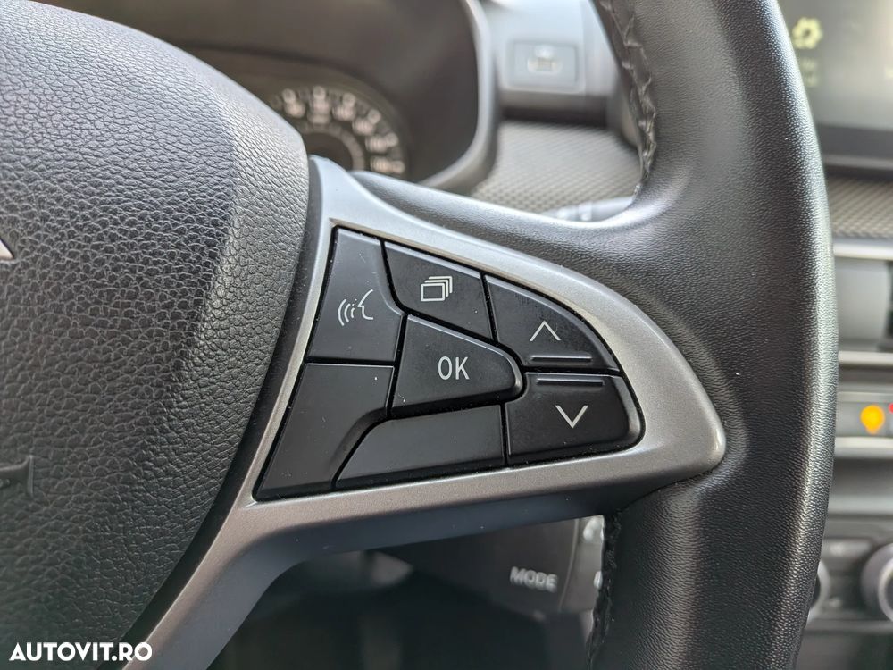 Dacia Logan TCe 90 MT5 Expression - 11