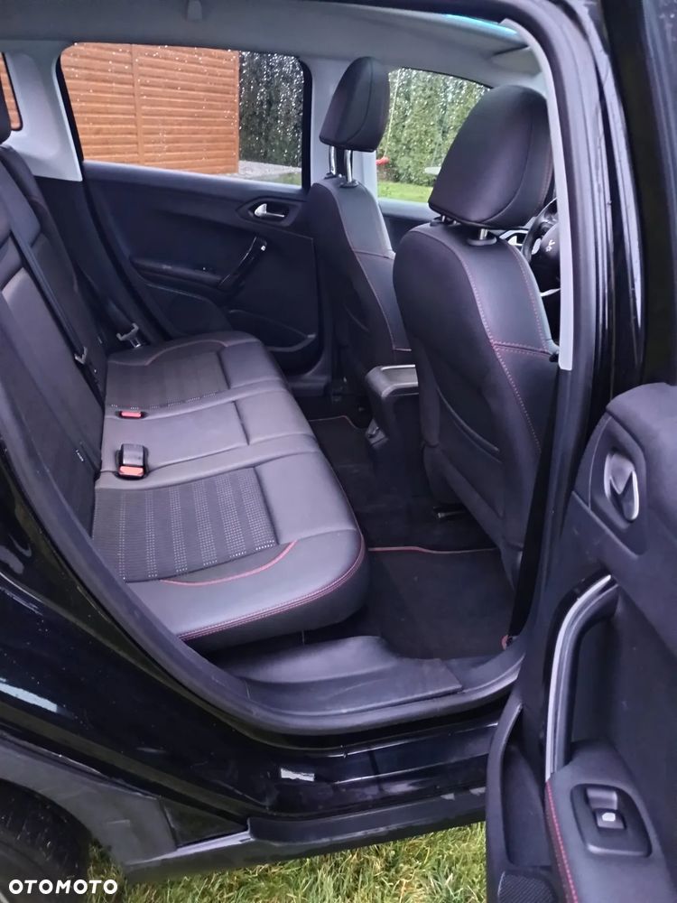 Peugeot 2008 PureTech 110 Stop&Start GT-Line Edition - 9