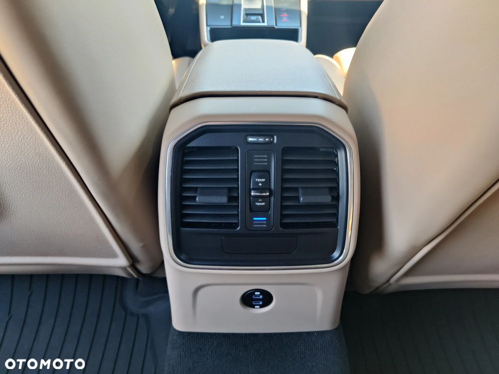 Porsche Macan Standard - 21