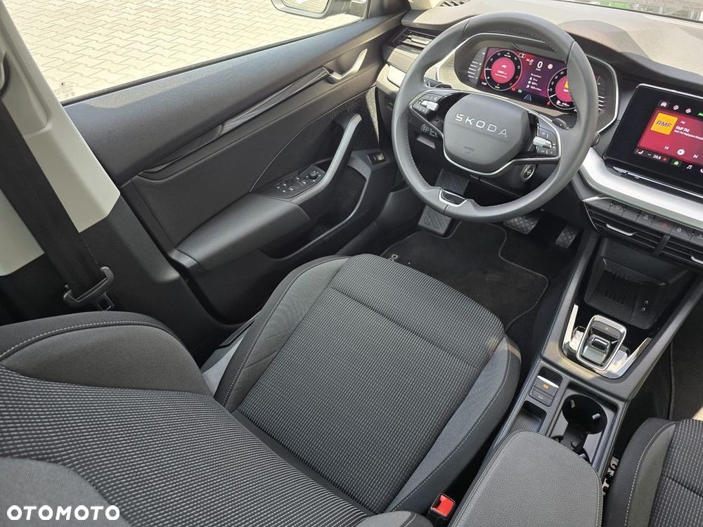 Skoda Octavia 1.5 TSI mHEV Selection DSG - 14