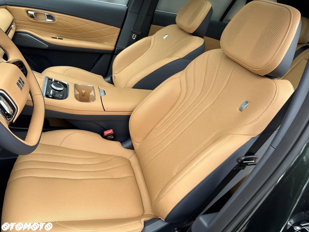 Geely Starray EM-i 1.5 PHEV Max - 12