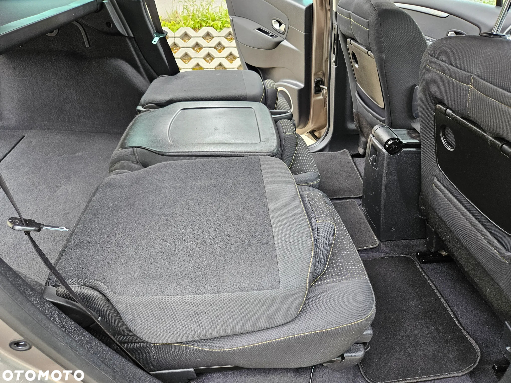 Renault Grand Scenic 1.6 16V 110 Dynamique - 26