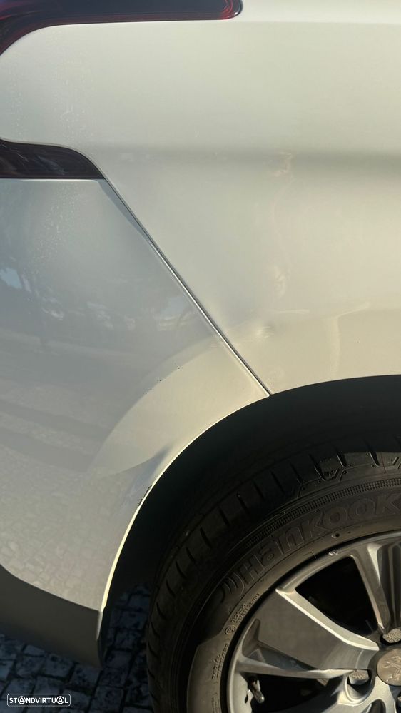 Peugeot 2008 1.2 PureTech Active - 17
