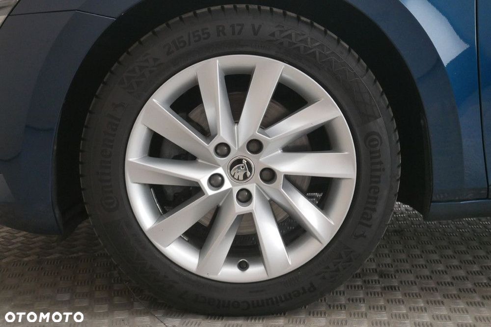 Skoda Superb 2.0 TSI Ambition DSG - 14