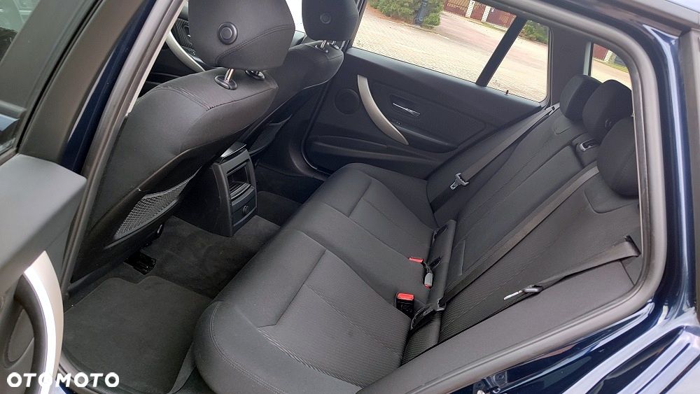 BMW Seria 3 - 28