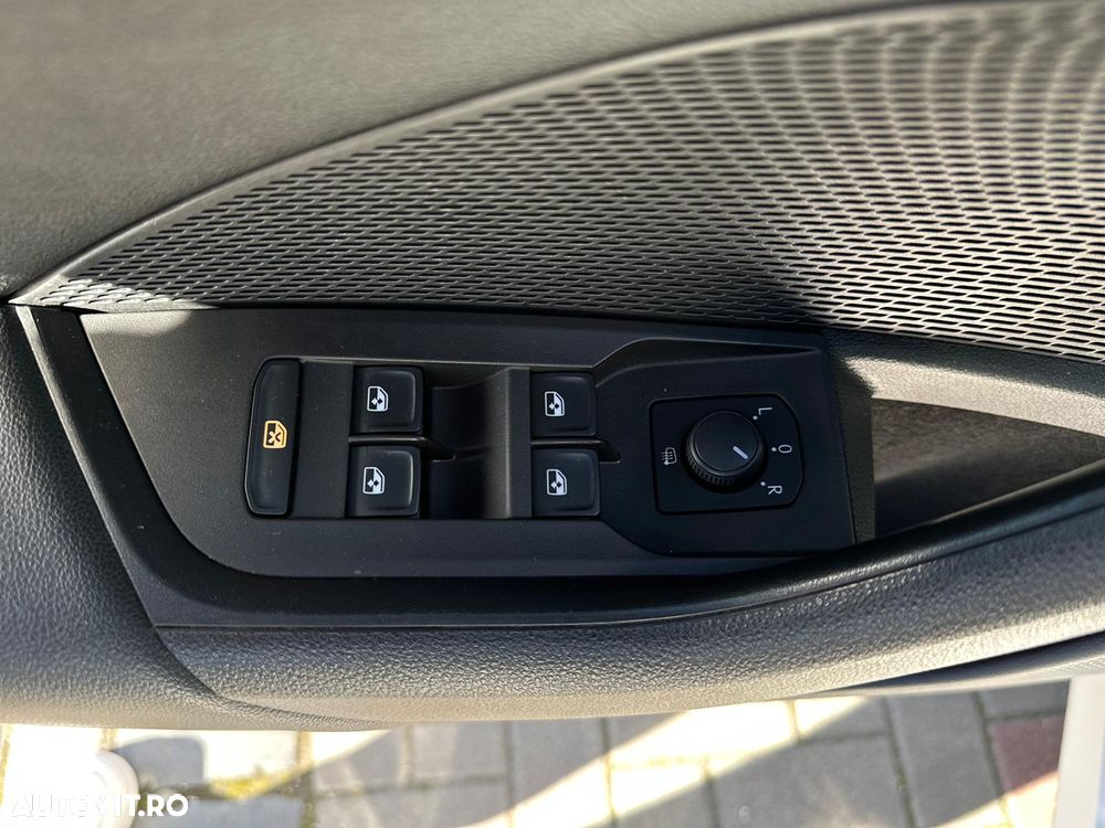 Skoda Octavia 1.5 TSI ACT Clever - 25