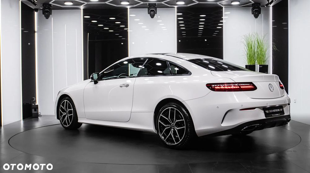 Mercedes-Benz Klasa E 220 d 4-Matic AMG - 5