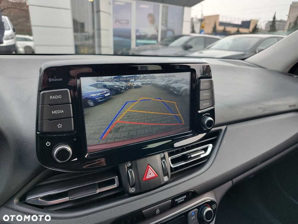 Hyundai i30 1.5 DPI Comfort - 12