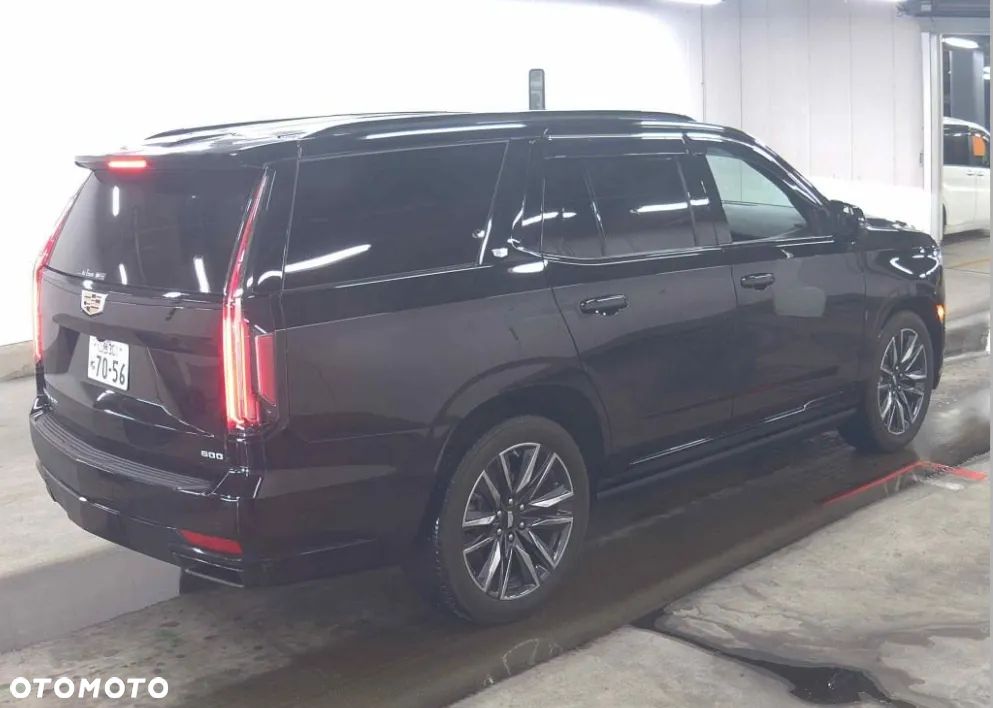 Cadillac Escalade - 23