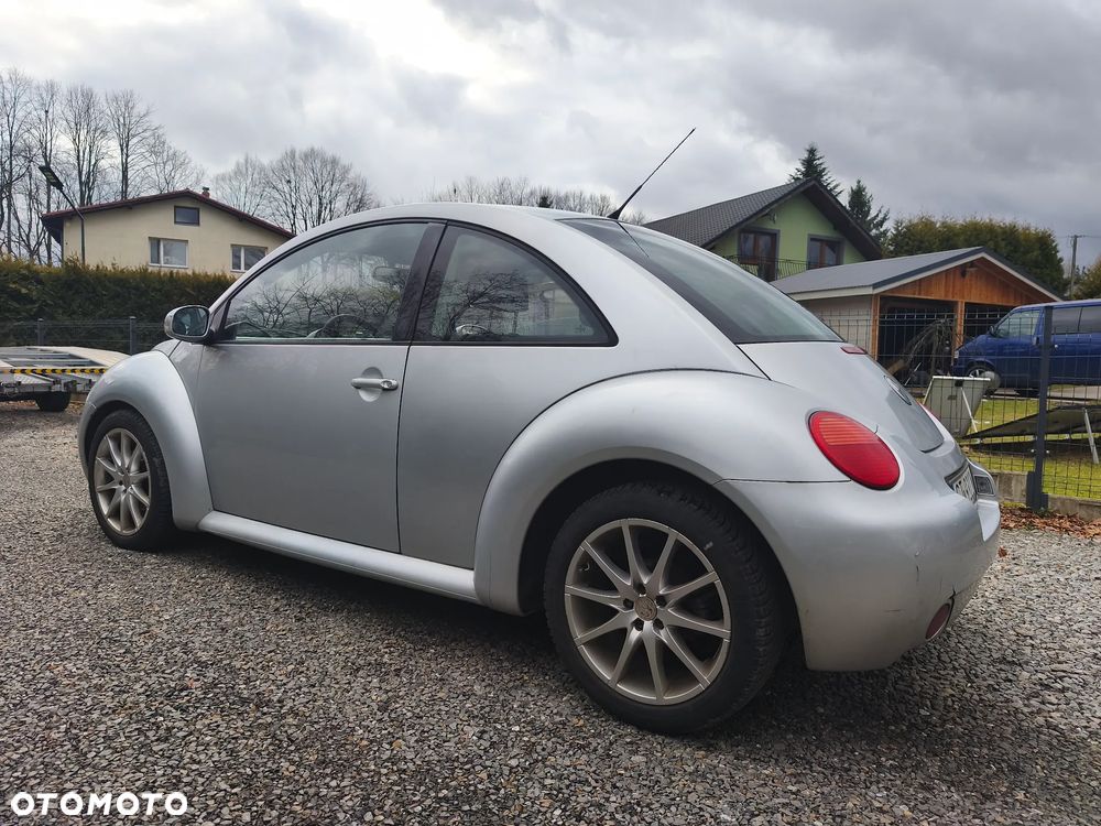 Volkswagen New Beetle - 6