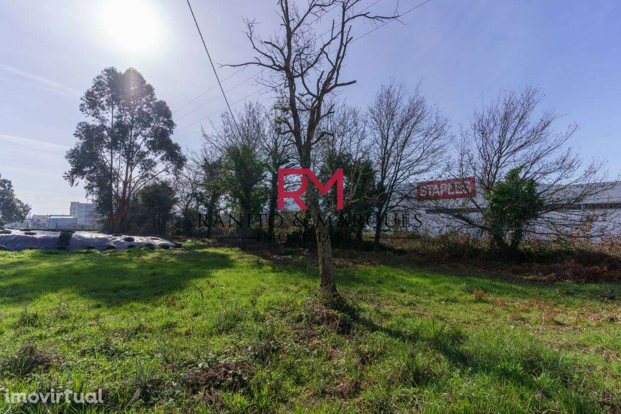 TERRENO PARA CONSTRUÇÃO - CENTRO DE VALONGO - Grande imagem: 3/11